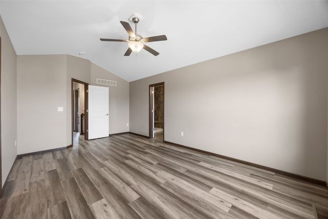 437 Watts Court, North Liberty, IA 52317