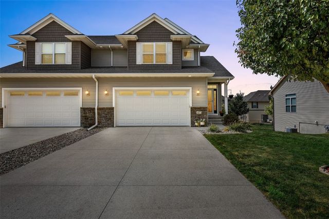 437 Watts Court, North Liberty, IA 52317