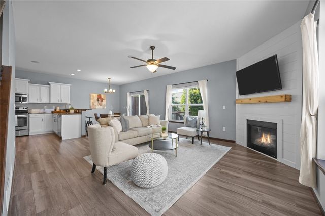 437 Watts Court, North Liberty, IA 52317