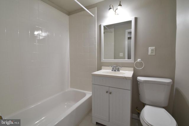 620 PRINCETON PL NW #B, Washington, DC 20010