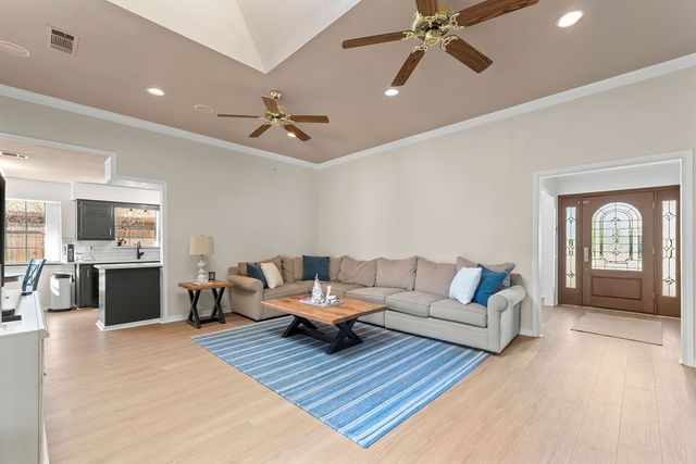 1114 Rainbow Drive, Richardson, TX 75081