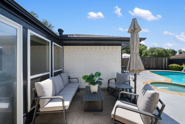 1114 Rainbow Drive, Richardson, TX 75081