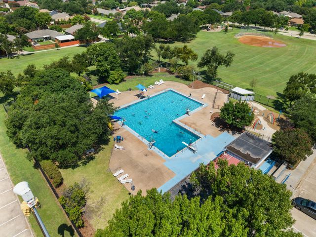 1114 Rainbow Drive, Richardson, TX 75081