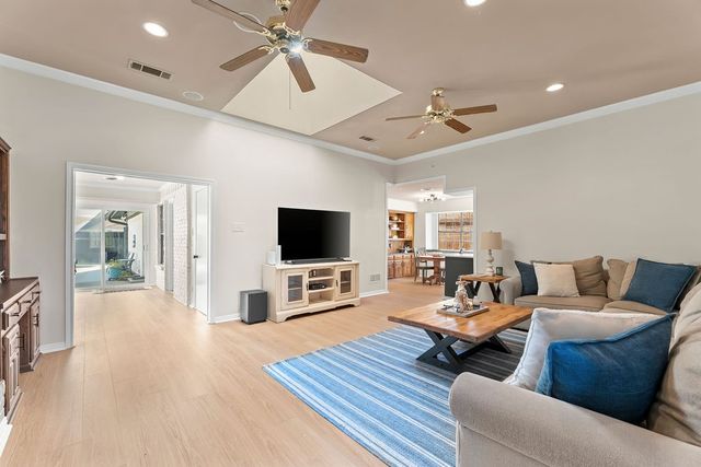 1114 Rainbow Drive, Richardson, TX 75081