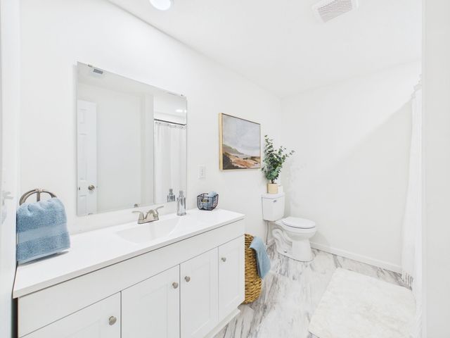 218 E 7th Ave, Belle Plaine, KS 67013