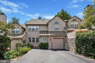 34 MANCHESTER CT, Berwyn, PA 19312