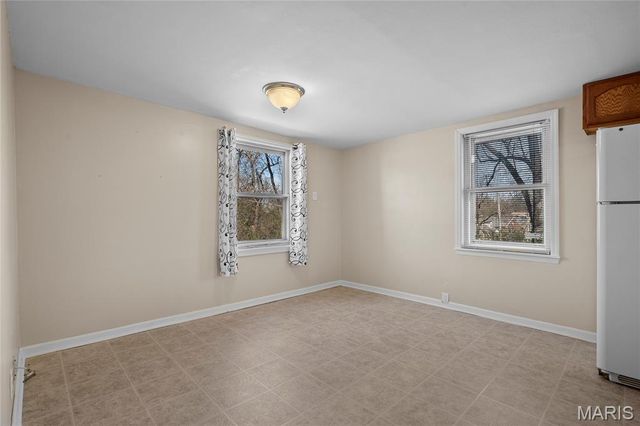 7659 Folk Avenue, Maplewood, MO 63143