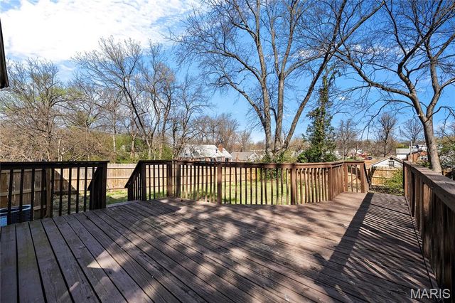 7659 Folk Avenue, Maplewood, MO 63143