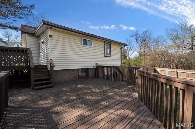 7659 Folk Avenue, Maplewood, MO 63143