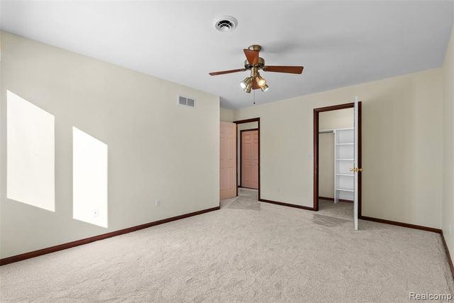 260 Forest Crest Drive, Commerce Twp, MI 48390