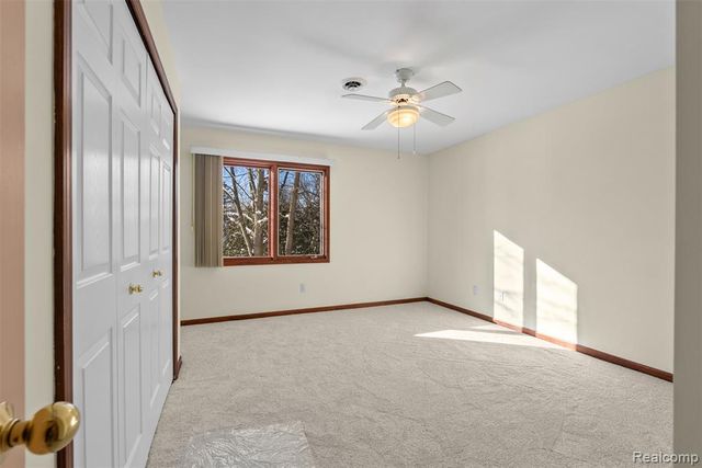 260 Forest Crest Drive, Commerce Twp, MI 48390