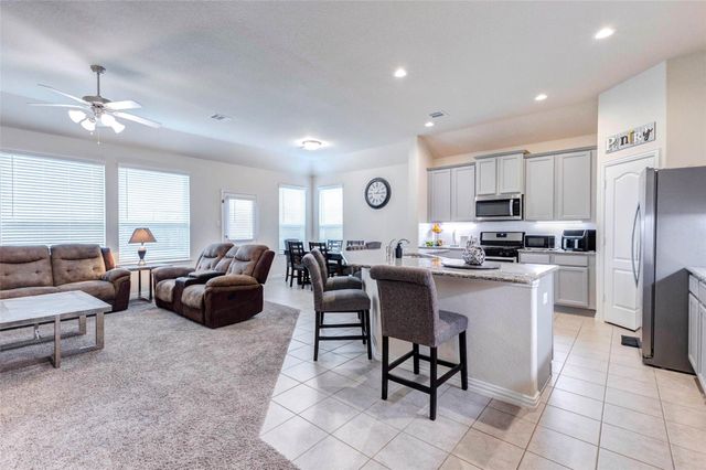 32823 River Chase Drive, Brookshire, TX 77423