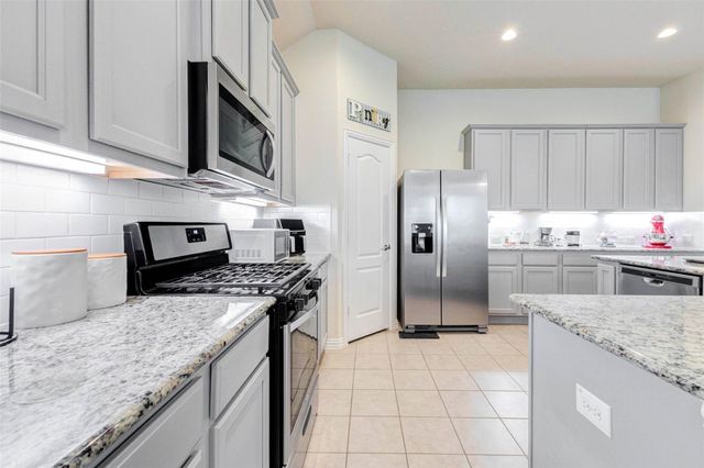 32823 River Chase Drive, Brookshire, TX 77423