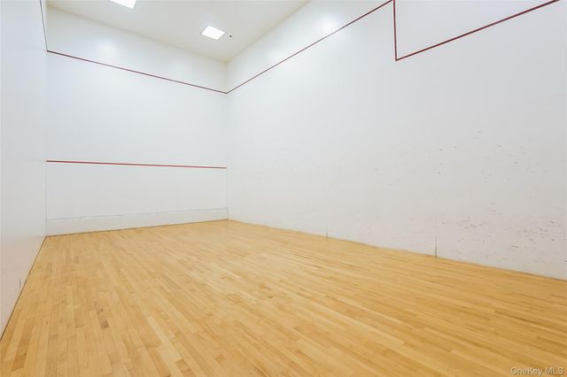 75 McKinley Avenue B3-4, White Plains, NY 10606