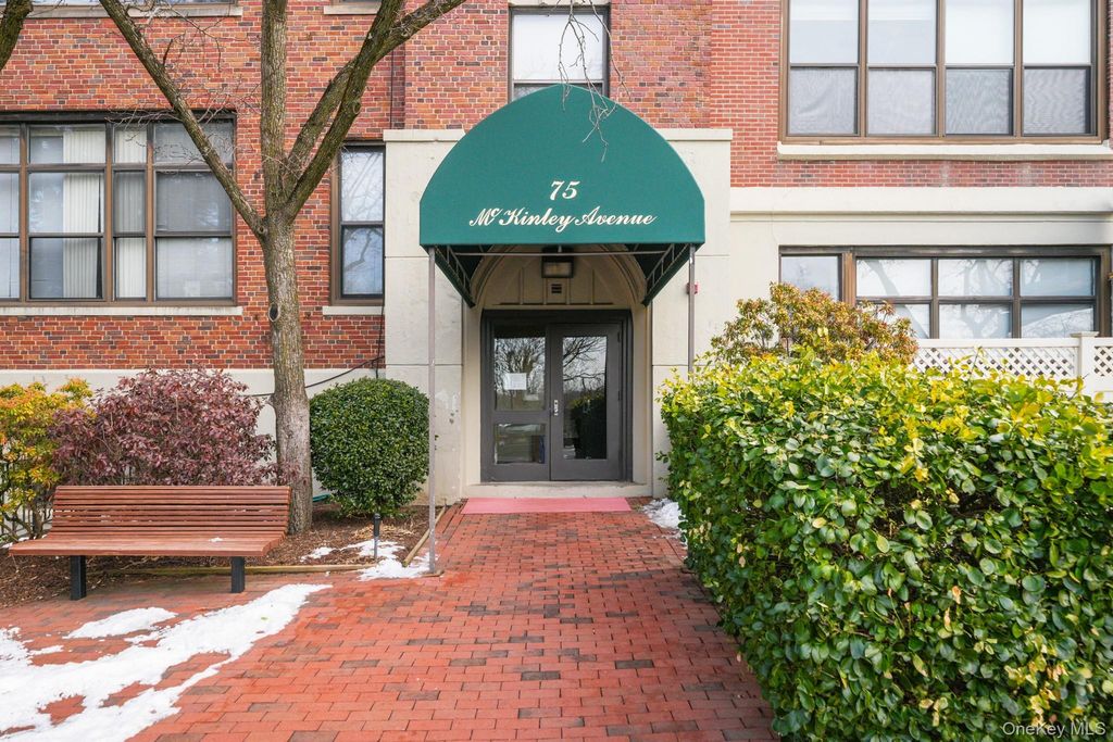 75 McKinley Avenue B3-4, White Plains, NY 10606