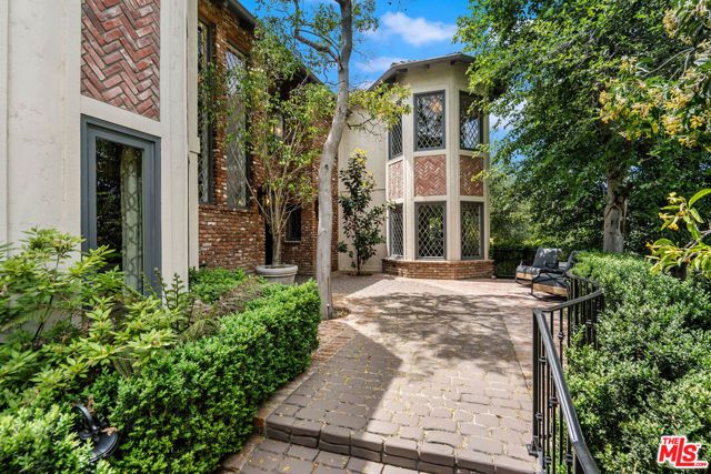204 Bell Canyon Road, Bell Canyon, CA 91307