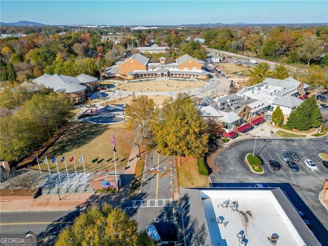 1171 Starline Drive SE, Smyrna, GA 30080