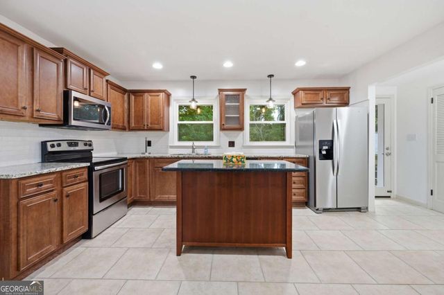 1171 Starline Drive SE, Smyrna, GA 30080