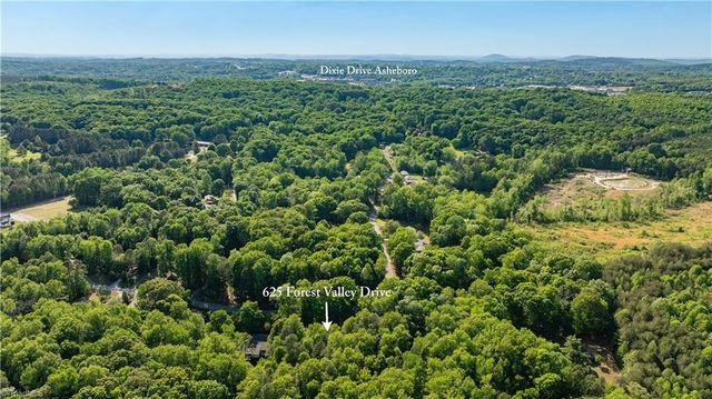 625 Forest Valley Drive, Asheboro, NC 27205