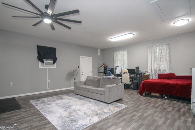 1404 Tucker Road, Perry, GA 31069