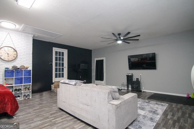 1404 Tucker Road, Perry, GA 31069
