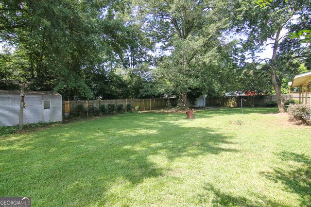 1404 Tucker Road, Perry, GA 31069