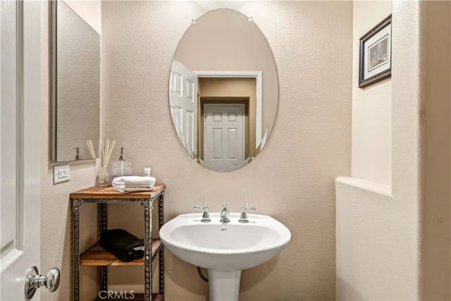 42420 Warner Trail, Palm Desert, CA 92211
