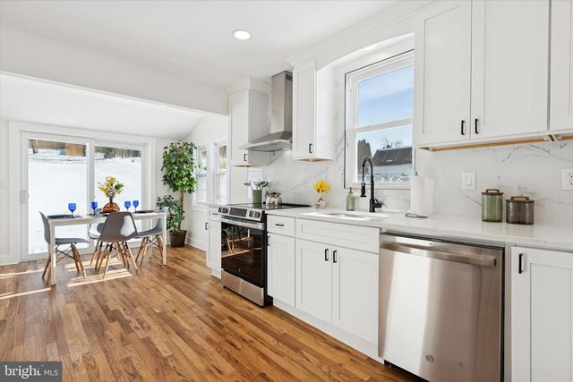 624 CONVENT RD, Aston, PA 19014