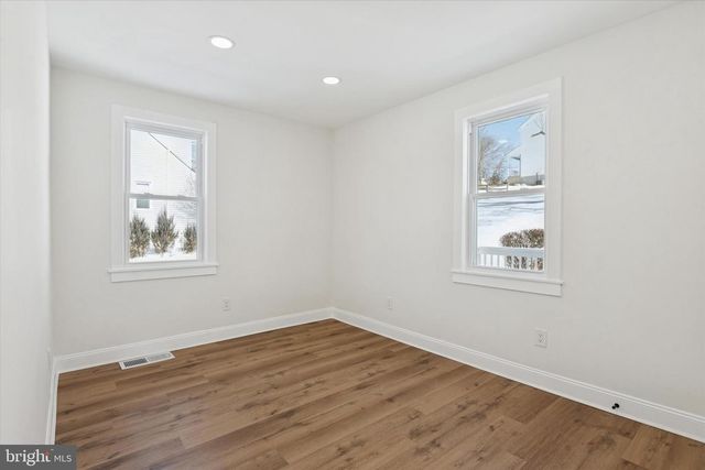 624 CONVENT RD, Aston, PA 19014