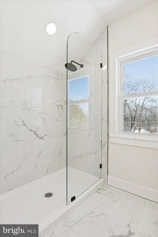 624 CONVENT RD, Aston, PA 19014