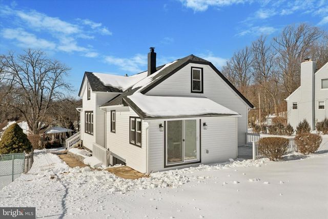 624 CONVENT RD, Aston, PA 19014