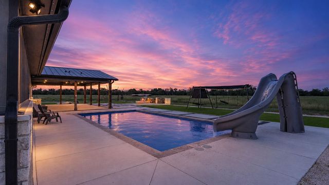 2676 Post RD A & B, San Marcos, TX 78666