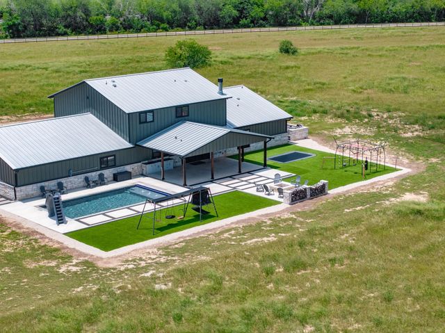 2676 Post RD A & B, San Marcos, TX 78666