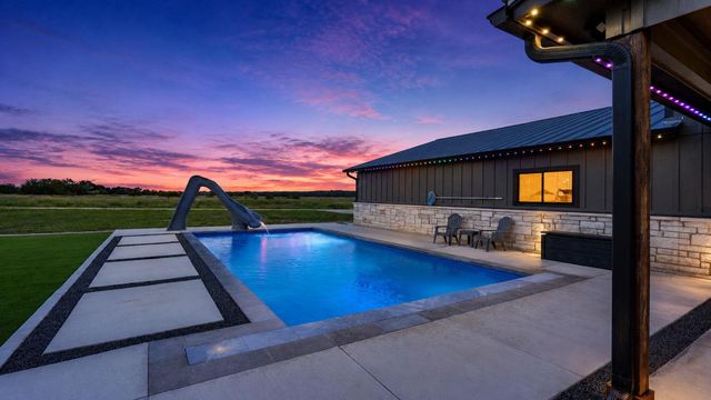 2676 Post RD A & B, San Marcos, TX 78666