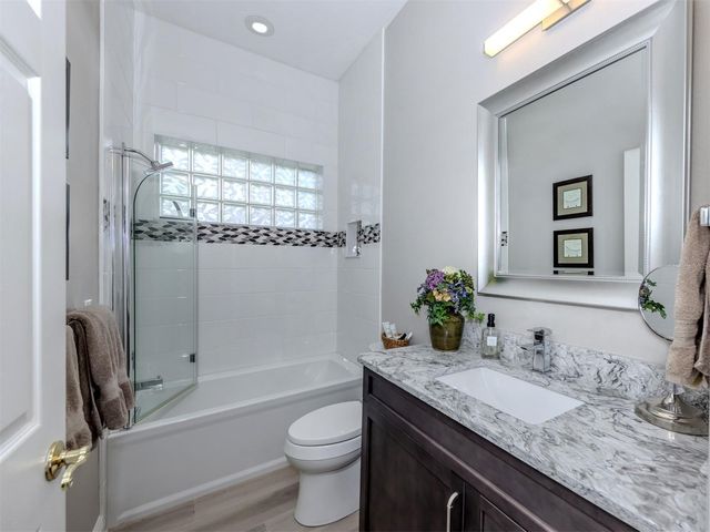 310 STONE BRIAR CREEK DRIVE, Venice, FL 34292