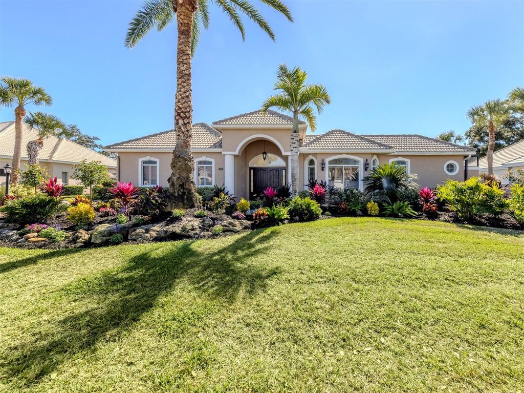 Image 2 of property listing at 310 STONE BRIAR CREEK DRIVE, Venice, FL 34292