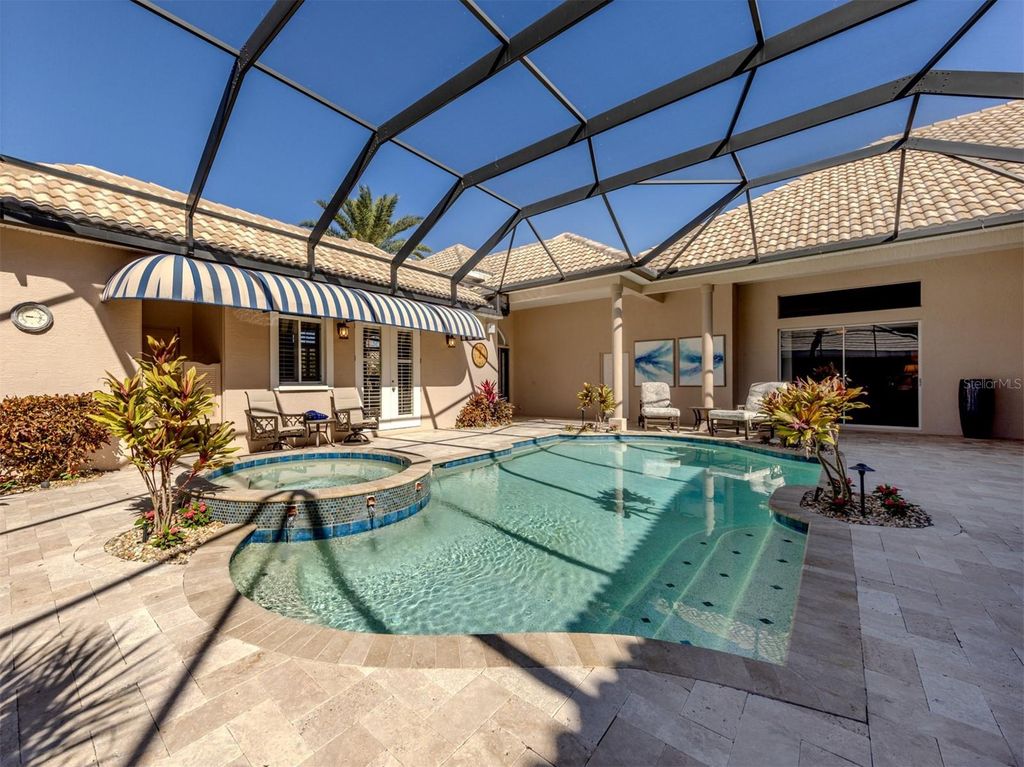 Image 30 of property listing at 310 STONE BRIAR CREEK DRIVE, Venice, FL 34292