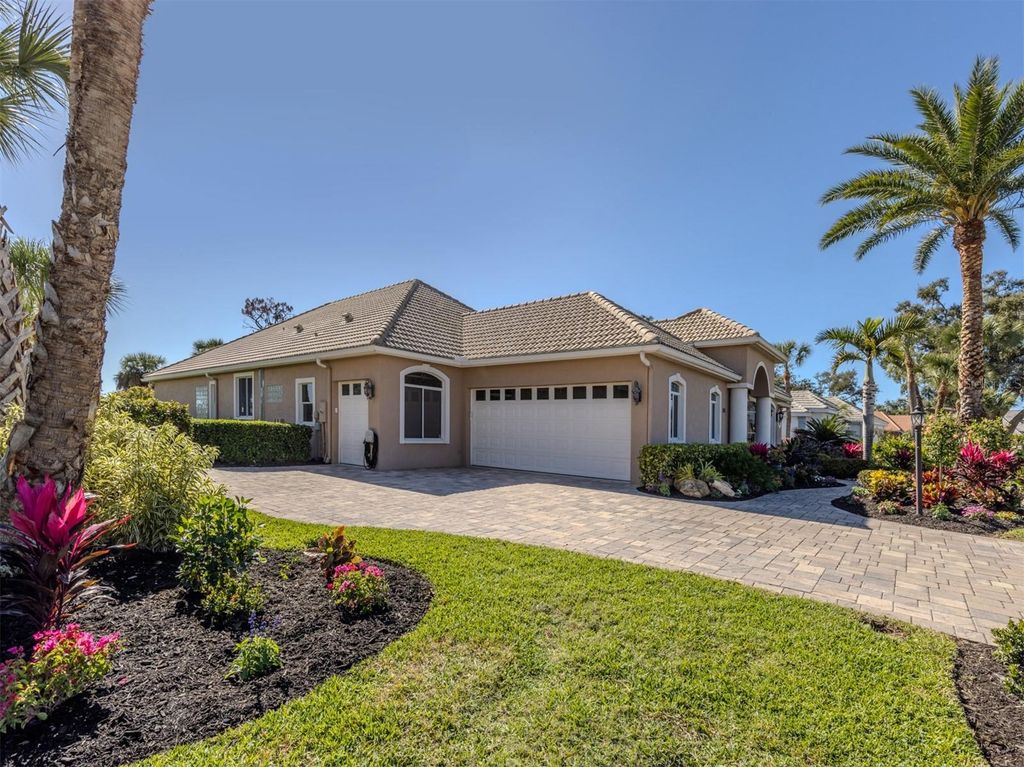 Image 34 of property listing at 310 STONE BRIAR CREEK DRIVE, Venice, FL 34292