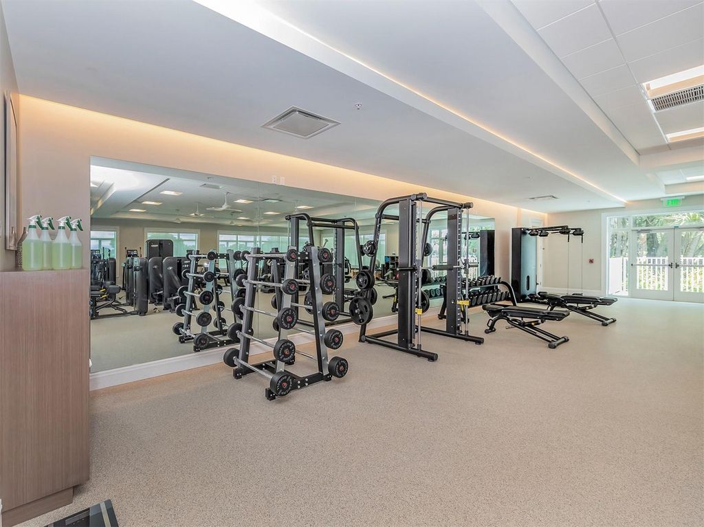 Image 57 of property listing at 310 STONE BRIAR CREEK DRIVE, Venice, FL 34292