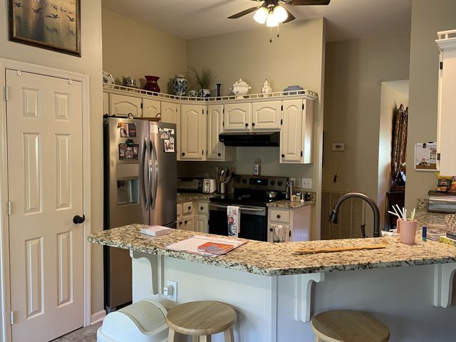 514 Lakeside Dr, Springfield, TN 37172