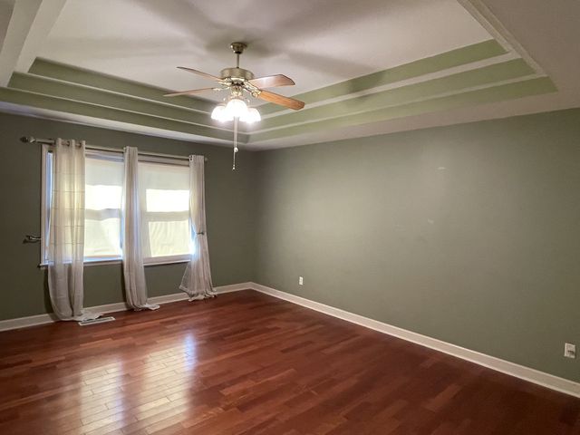 514 Lakeside Dr, Springfield, TN 37172