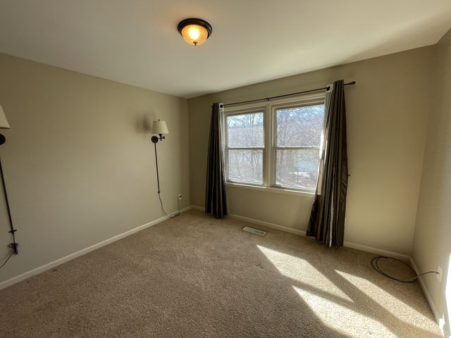 514 Lakeside Dr, Springfield, TN 37172