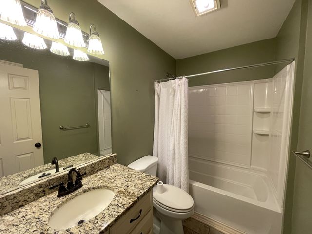 514 Lakeside Dr, Springfield, TN 37172