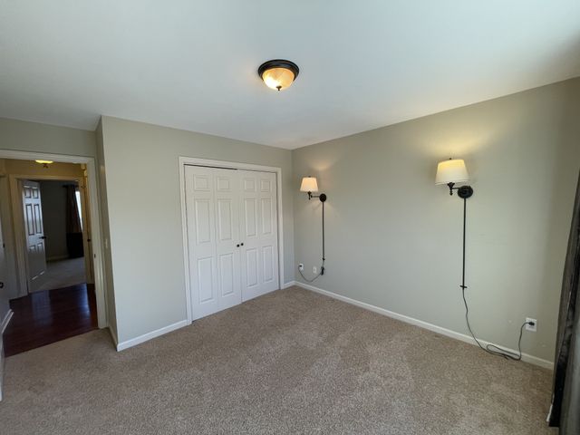 514 Lakeside Dr, Springfield, TN 37172