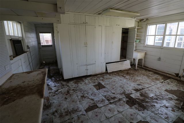 718 SE 24th, Paris, TX 75460