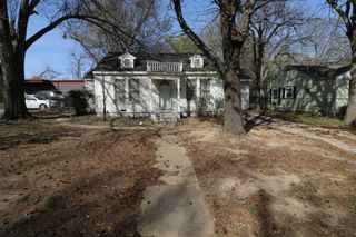 718 SE 24th, Paris, TX 75460