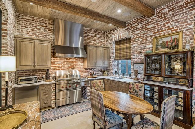 2158 Chilton Road, Houston, TX 77019