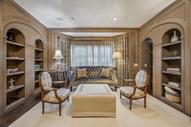 2158 Chilton Road, Houston, TX 77019