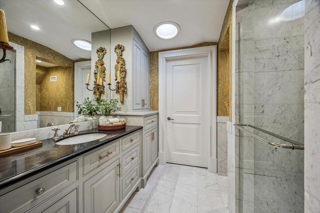 2158 Chilton Road, Houston, TX 77019