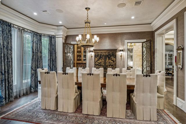 2158 Chilton Road, Houston, TX 77019